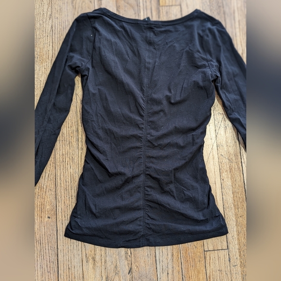 Athleta long sleeve v-neck black shirt - Picture 2 of 5